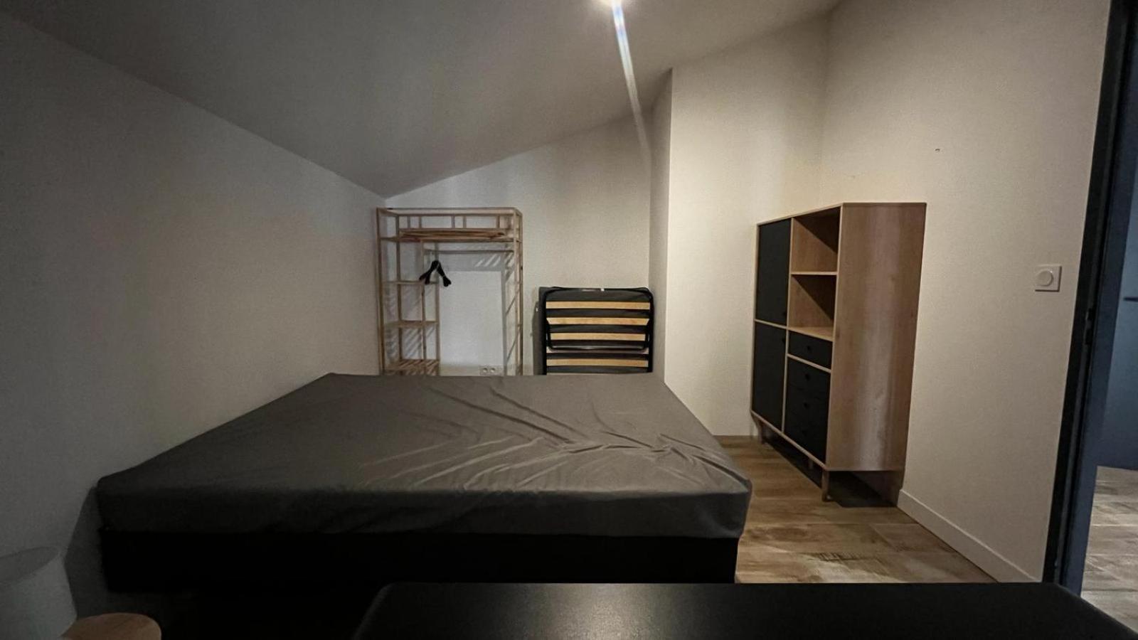 Spacieux T2, Residence Charles Trenet Нарбонн Номер фото
